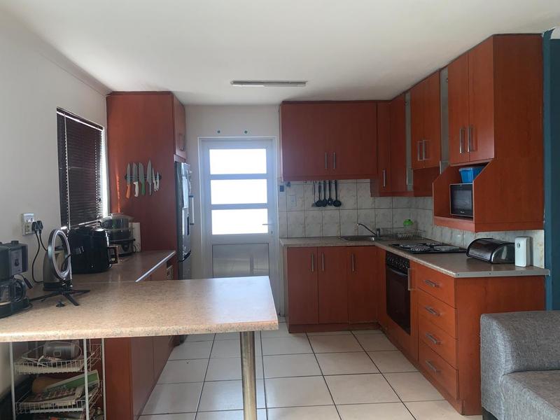 2 Bedroom Property for Sale in New Woodlands Western Cape